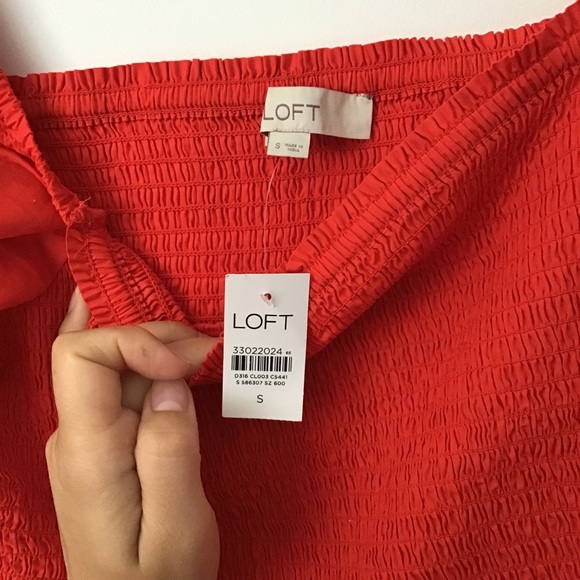 LOFT dress, short puff sleeves, smocked bust, pockets, new with tags - Picture 4 of 8